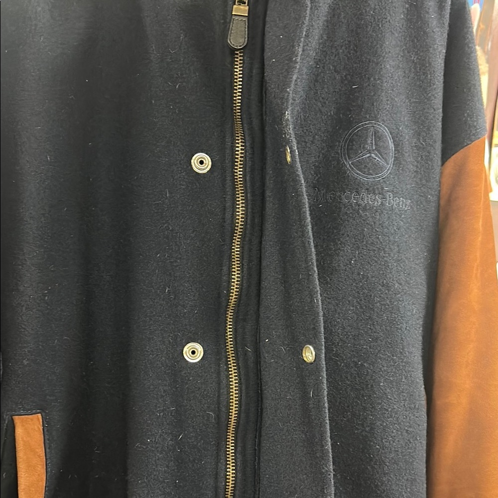 Mercedes-Benz Men's Jacket - Picture 5 of 8